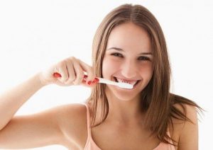 Read more about the article Đánh răng như thế nào là đúng cách?