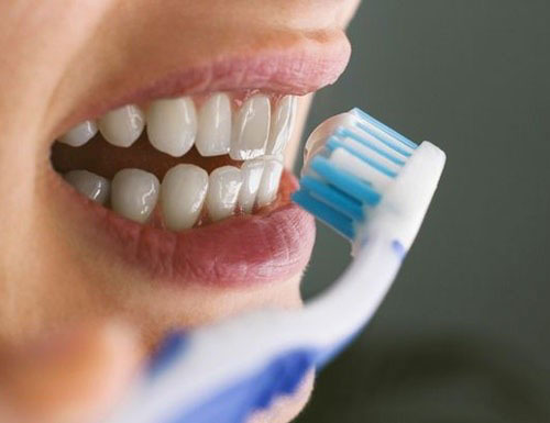 Chăm sóc vệ sinh răng đúng cách