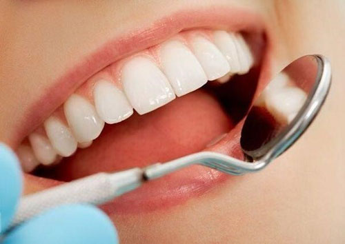 Răng sứ Cercon phục hình răng cho tuổi thọ lâu dài