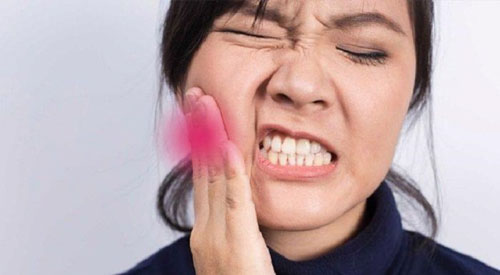 Sưng đau kéo dài sau khi nhổ răng