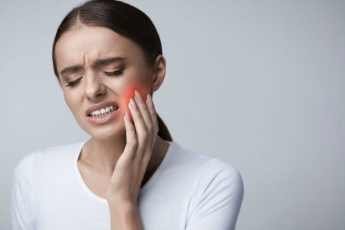 Cần cảnh giác với triệu chứng đau nhức răng liên tục