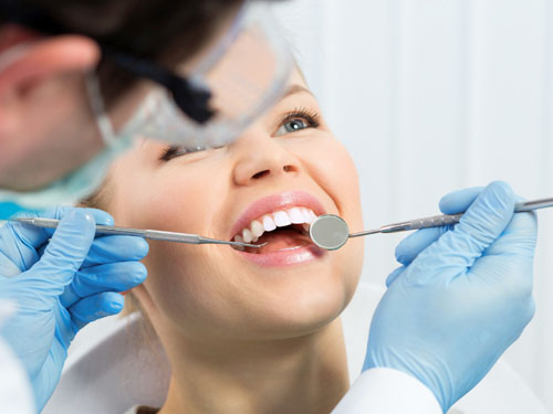 Cao răng được loại bỏ an toàn, hiệu quả khi có sự can thiệp của nha sĩ
