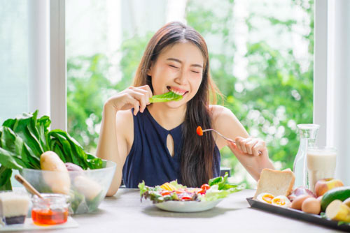 Xây dựng chế độ ăn uống khoa học tốt cho sức khỏe răng miệng