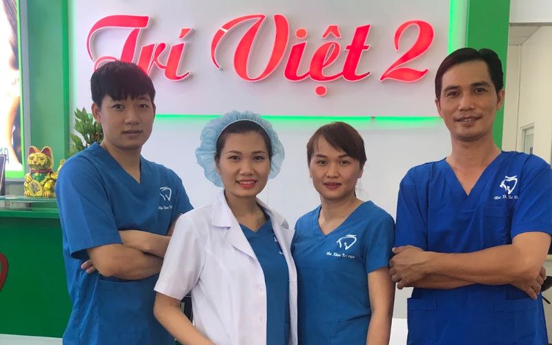 Review Nha Khoa Trí Việt - Đội ngũ y bác sĩ