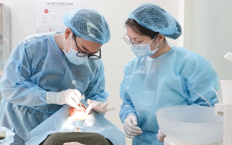 Review Nha Khoa Đại Dương - Đội ngũ y bác sĩ