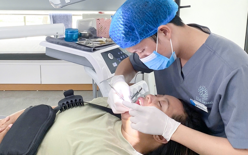 Chuyên môn đội ngũ y bác sĩ nha khoa Uni Dental