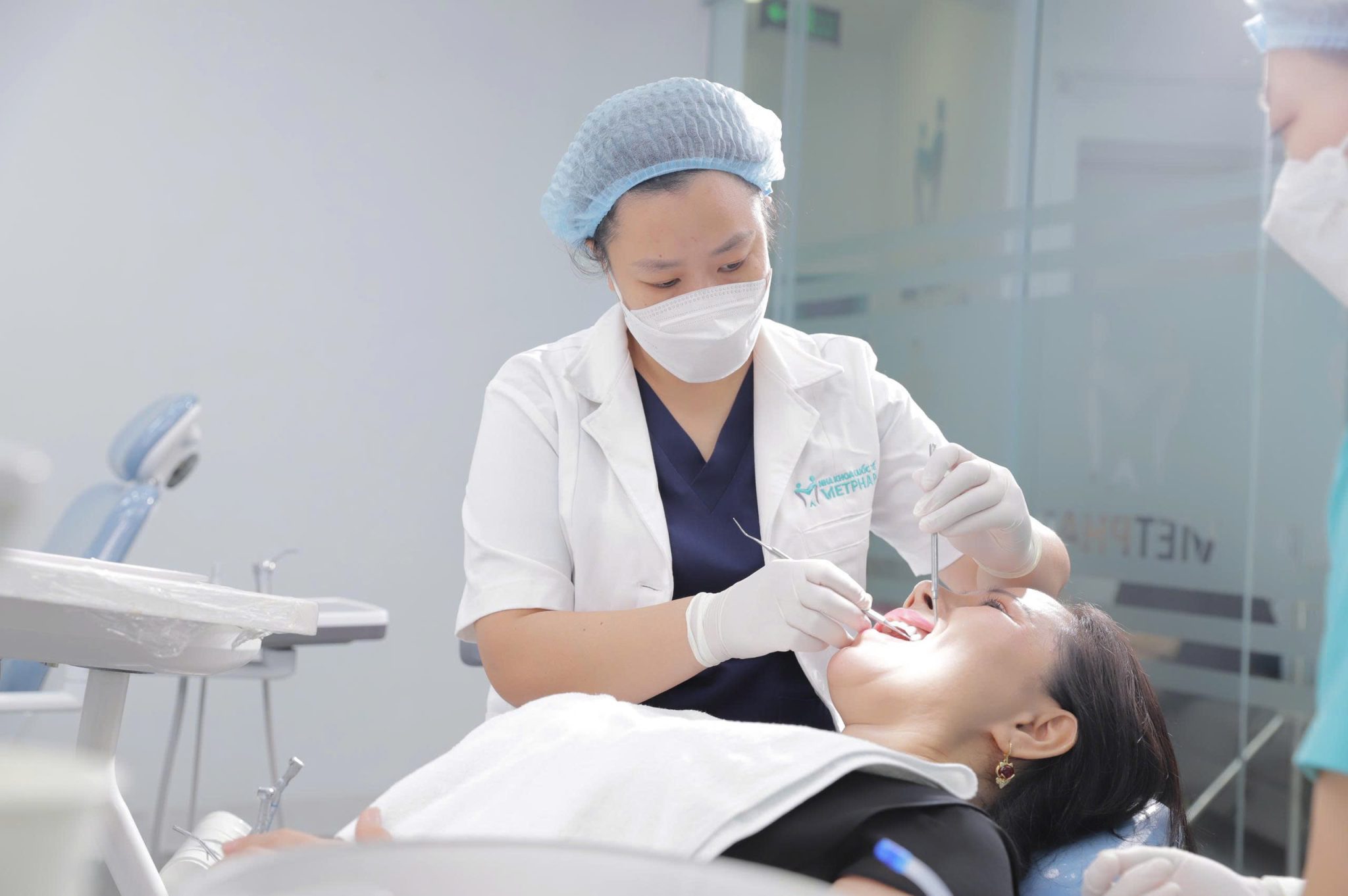 Bác sĩ CKI Lý Thị Vân Anh