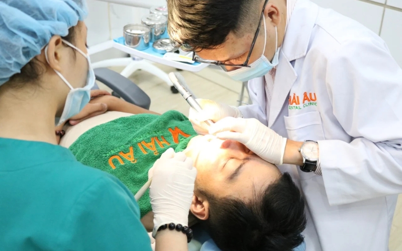 Tay nghề đội ngũ y bác sĩ nha khoa Hải Âu